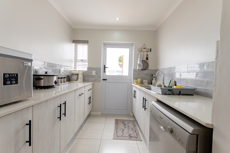 3 Bedroom Property for Sale in Lampiesbaai Western Cape